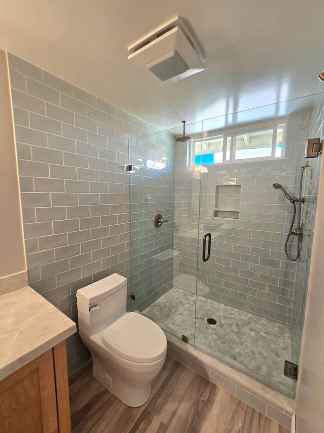 Building Photo - Beautiful spacious home in a lovely neighborhood near Cal Lu! RV Parking!