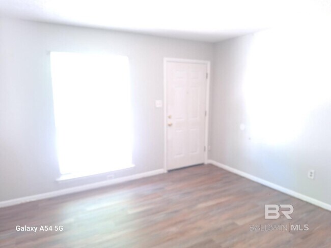 Building Photo - 2209 Wolf Ridge Rd