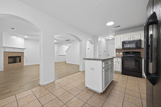 Building Photo - 10039 Morocco Rd