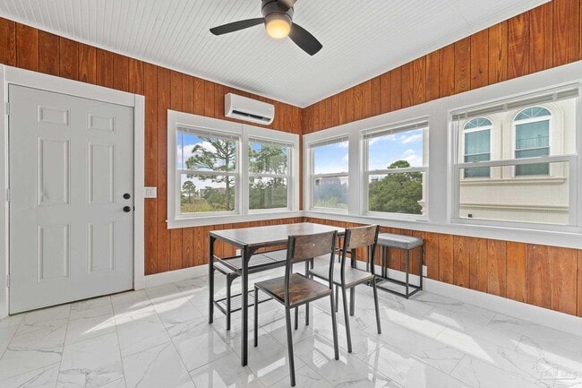 Building Photo - 500 Deer Point Dr