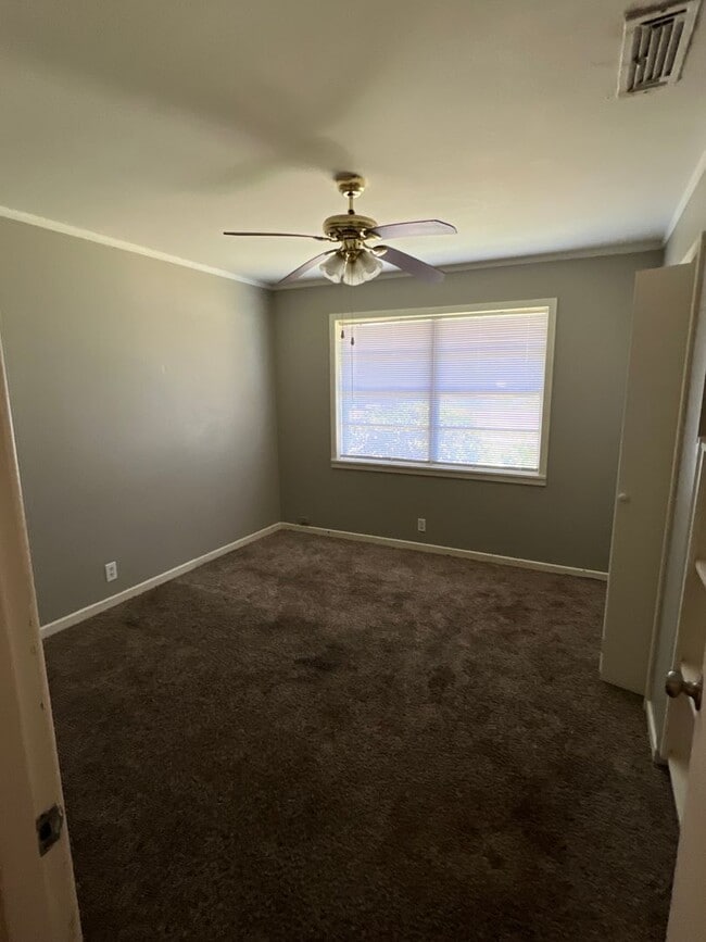 Building Photo - ? For Rent by Spring Lake Park! ?