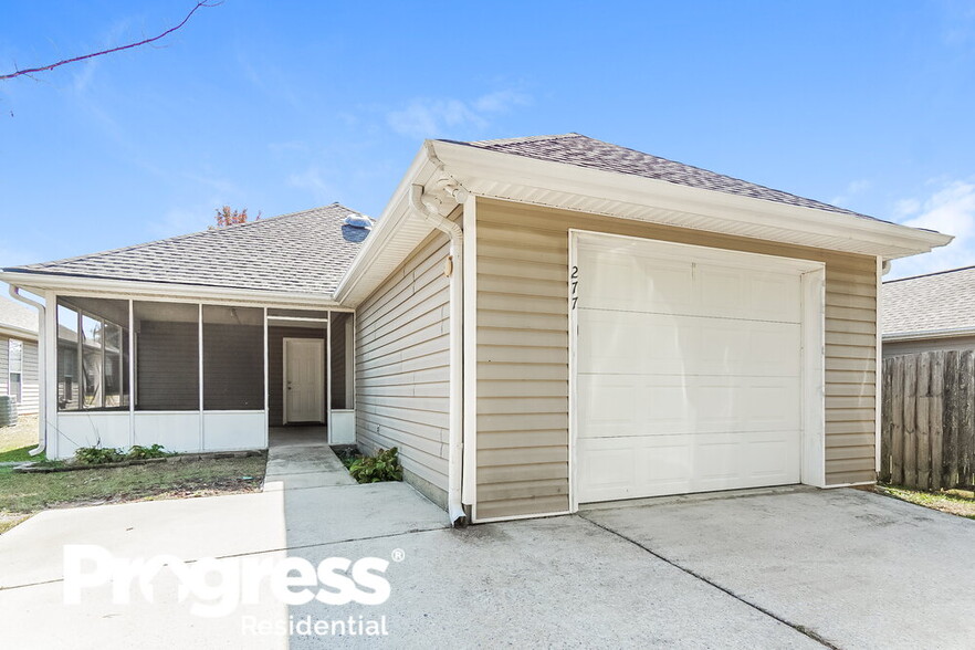 Building Photo - 277 Village Dr
