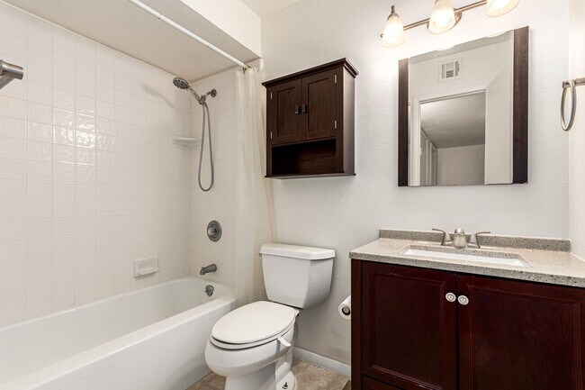 Building Photo - Scottsdale 3 bedroom long term rental