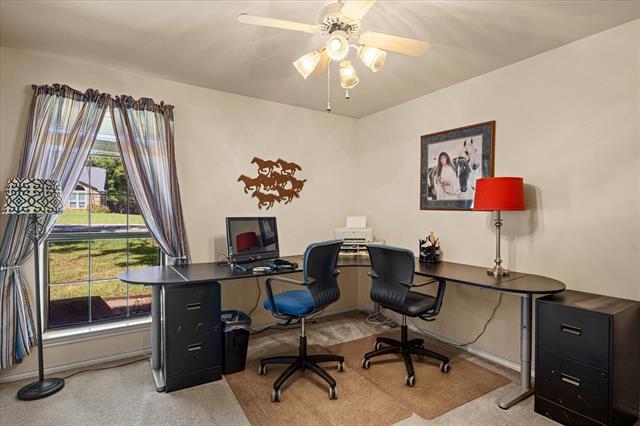 Building Photo - 8901 Magnolia Vale Dr