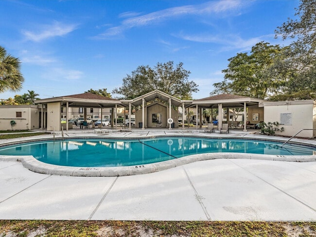 Building Photo - 1381 NW 99th Ave