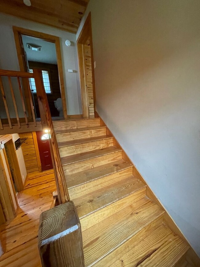 Building Photo - 504 Stuart Williams Rd