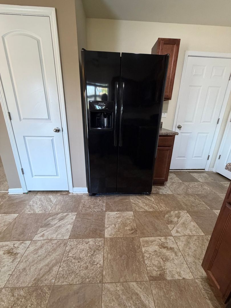 Building Photo - 26 Jones Creek Cir