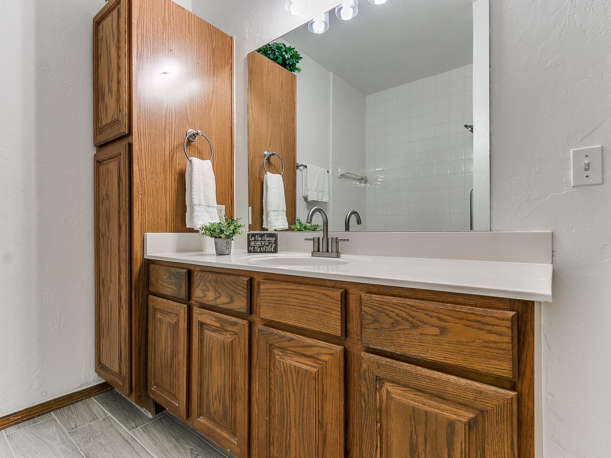 Building Photo - 6439 Masons Dr