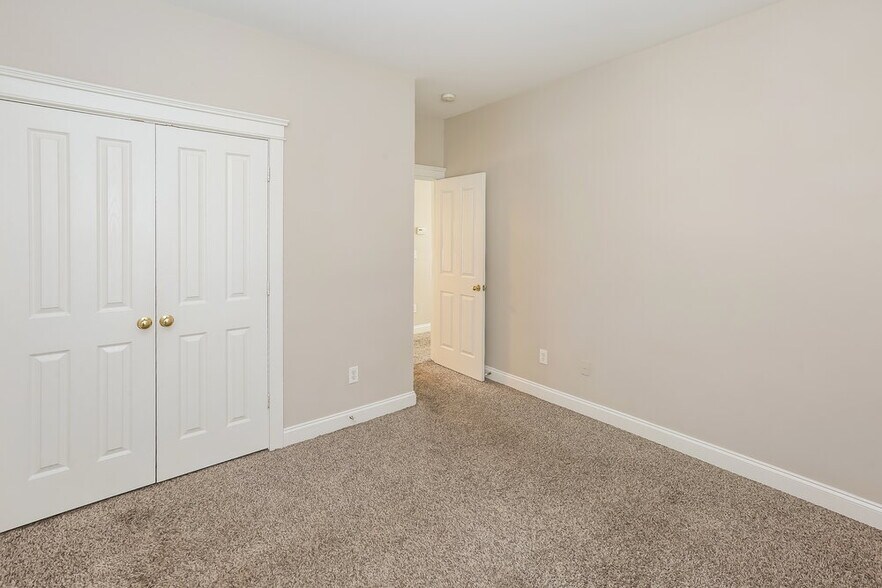 Building Photo - 9925 Grier Springs Ln