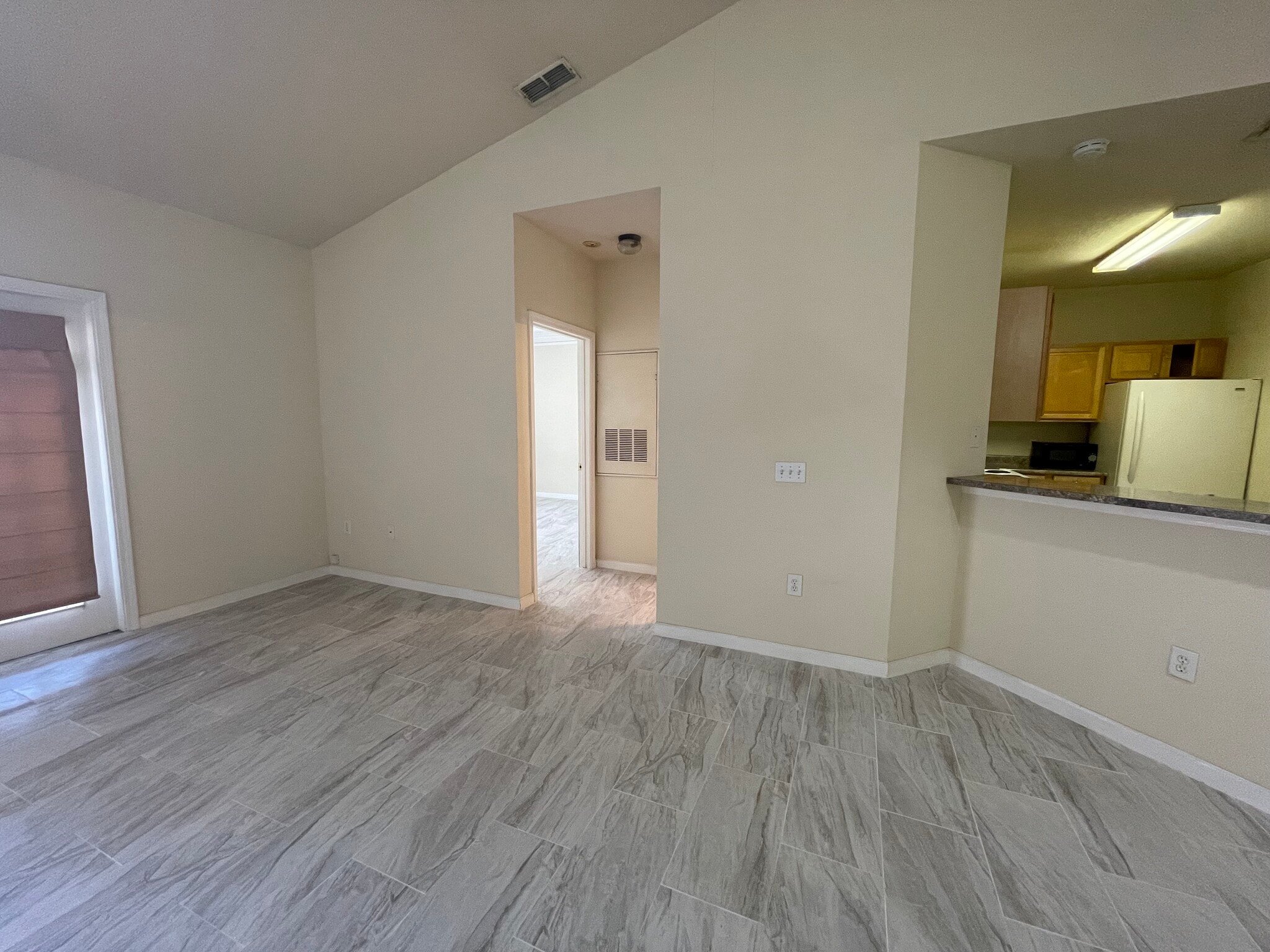 Building Photo - 18108 VILLA CREEK Dr