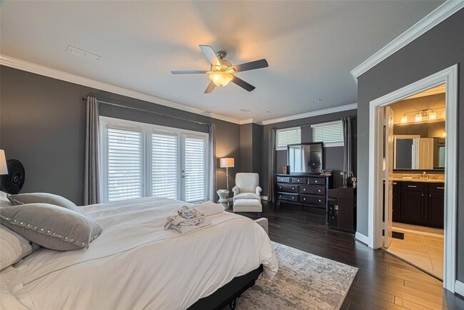 Building Photo - 8418 Oak Leaf Point Dr
