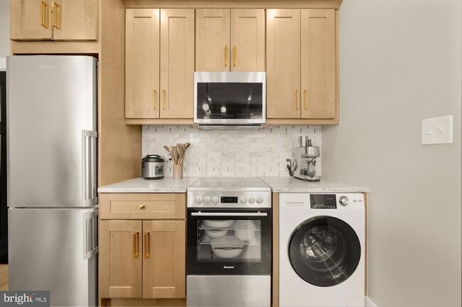 Building Photo - 1634 S Street NW Unit 5