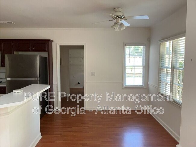 Building Photo - 909 Michael Lee Way
