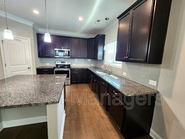Building Photo - 3846 Standardbred Dr