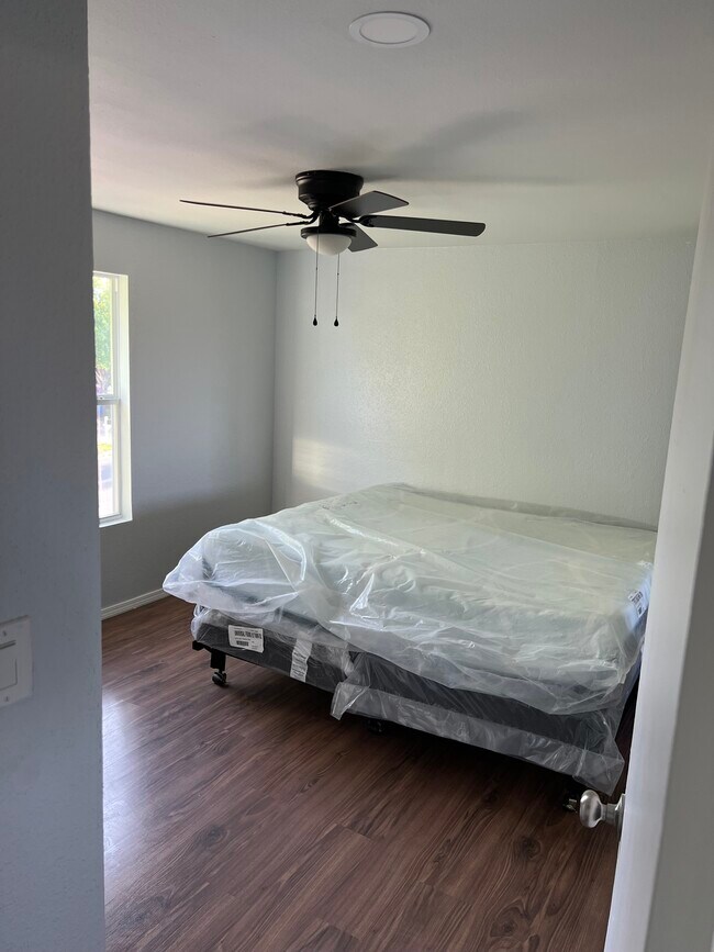 Building Photo - 54 Woodmere Ct