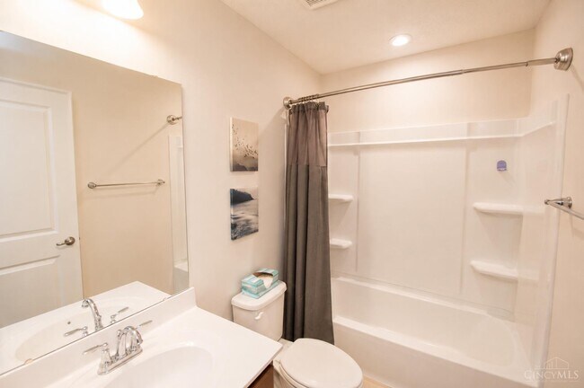 Building Photo - 984 Steamboat Dr