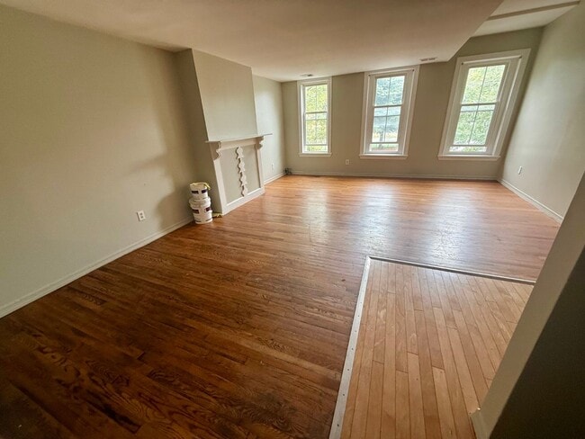 Building Photo - 57 Southard St