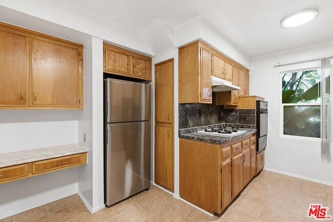 Building Photo - 1434 25th St