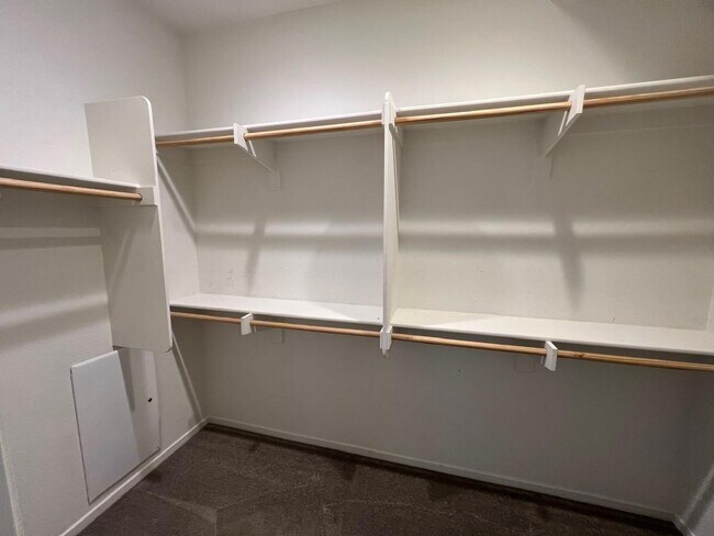 Building Photo - 1170 Via Sandia