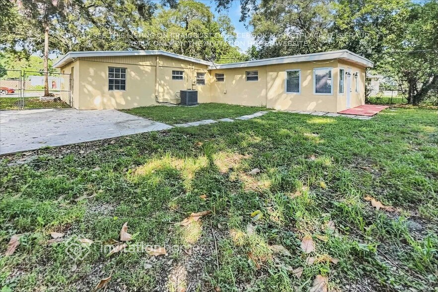 Building Photo - 107 Ronald Rd