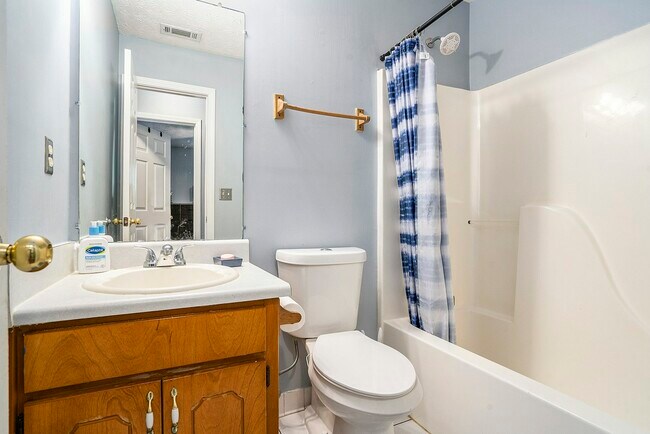 Building Photo - 110 Cactus Ln