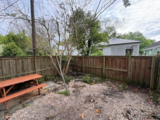 Building Photo - Downtown Wilmington