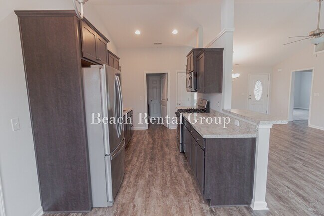 Building Photo - 3 Bedroom ~ Close to Historic Downtown Conway