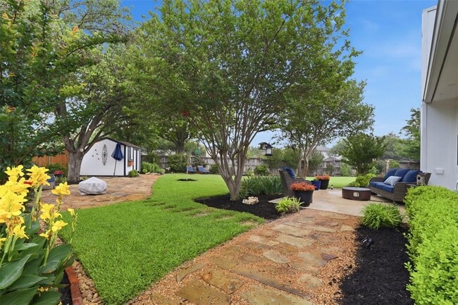 Building Photo - 16608 Jadestone Dr