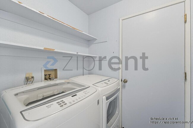 Building Photo - 14 Cider Mill Ct