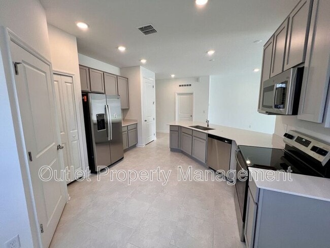 Building Photo - 1521 Peach Crk Dr