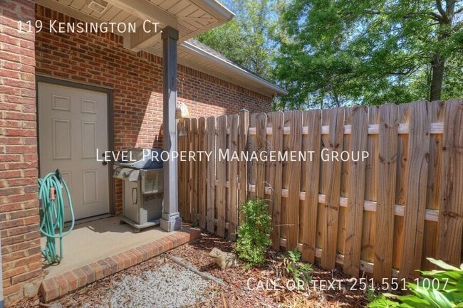 Building Photo - 119 Kensington Ct