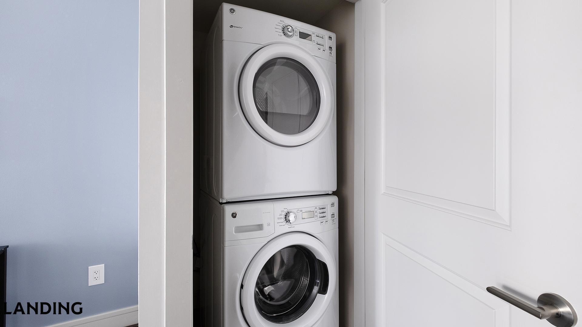 Building Photo - 777 Preston St