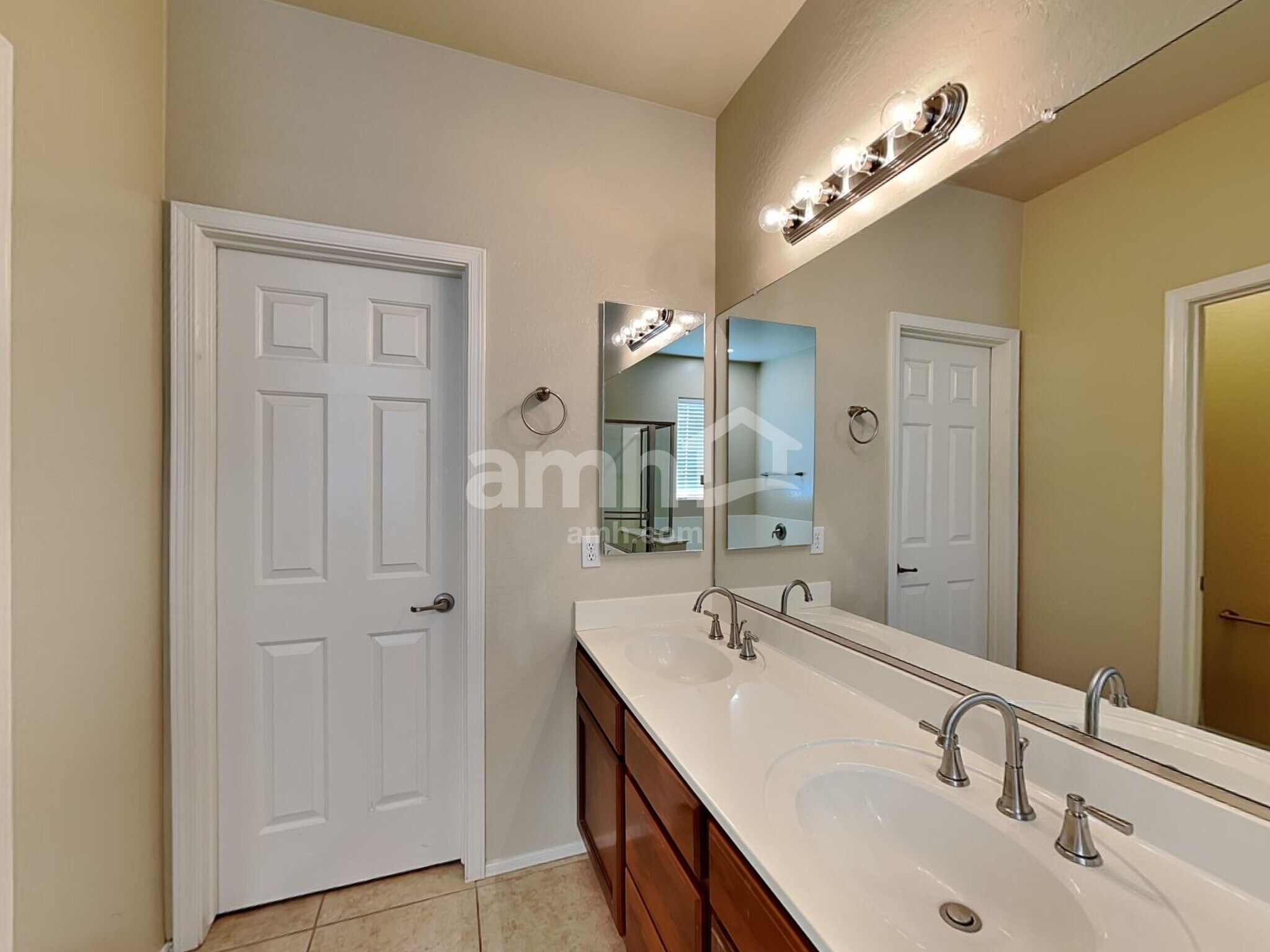 Building Photo - 5339 W Chisum Trl