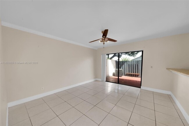 Building Photo - 4033 SW 68th Way