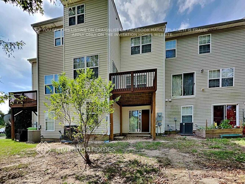 Building Photo - 8704 Winding River Way