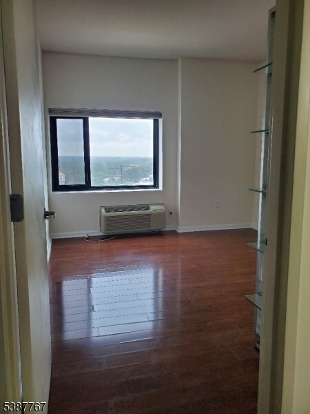 Building Photo - 1 Carriage City Plz