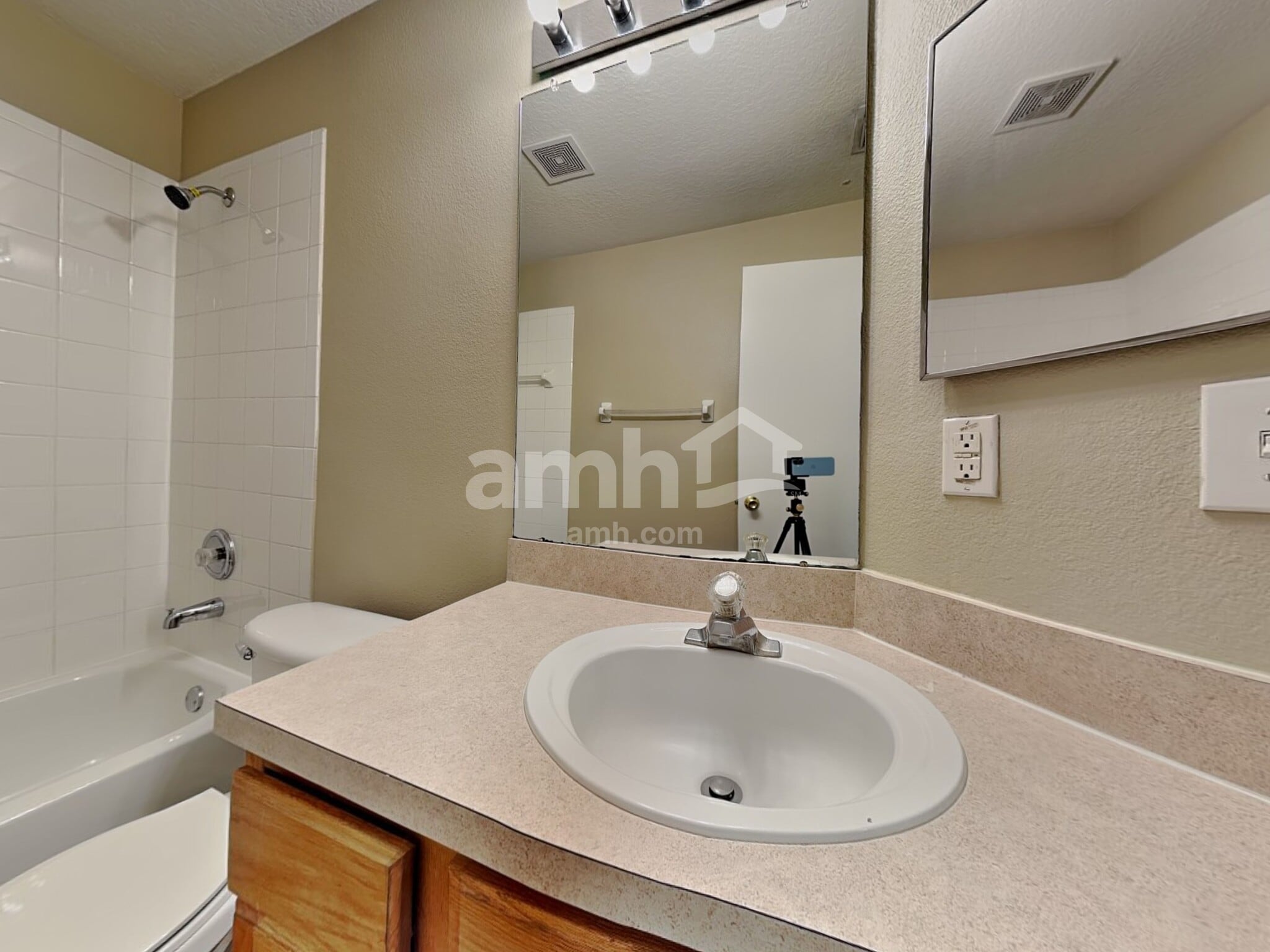 Building Photo - 5801 War Admiral Dr