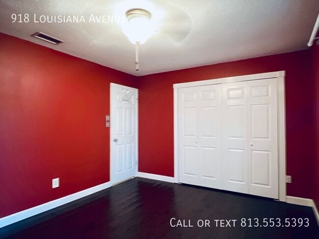 Building Photo - 918 Louisiana Ave