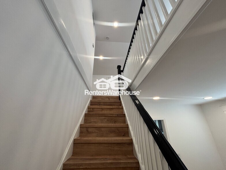 Building Photo - 5711 Ager Rd