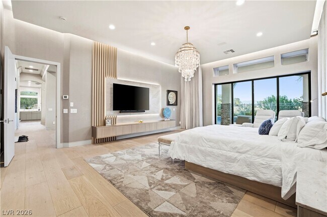 Building Photo - 9320 Tournament Canyon Dr