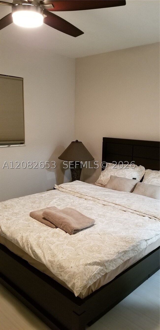 Building Photo - 4627 Bougainvilla Dr