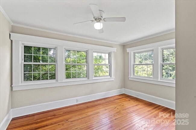 Building Photo - 904 Edgewood Cir