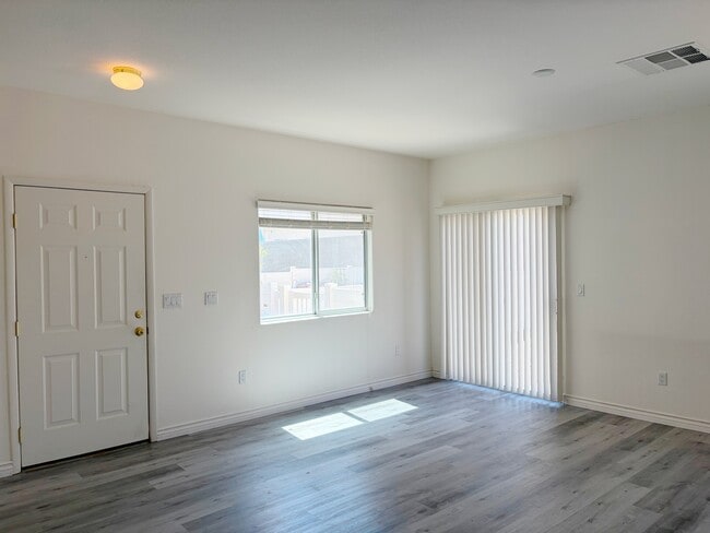 Building Photo - 9315 Indian Corn Ct