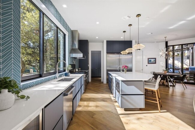 Building Photo - 509 Honeycomb Ridge