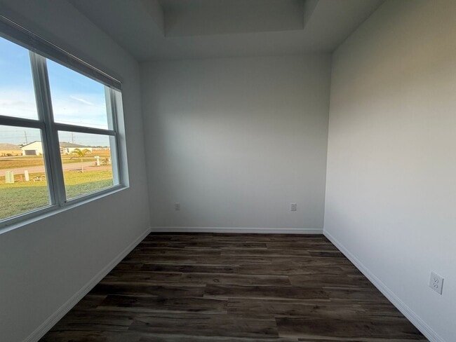 Building Photo - 18418 Wintergarden Ave