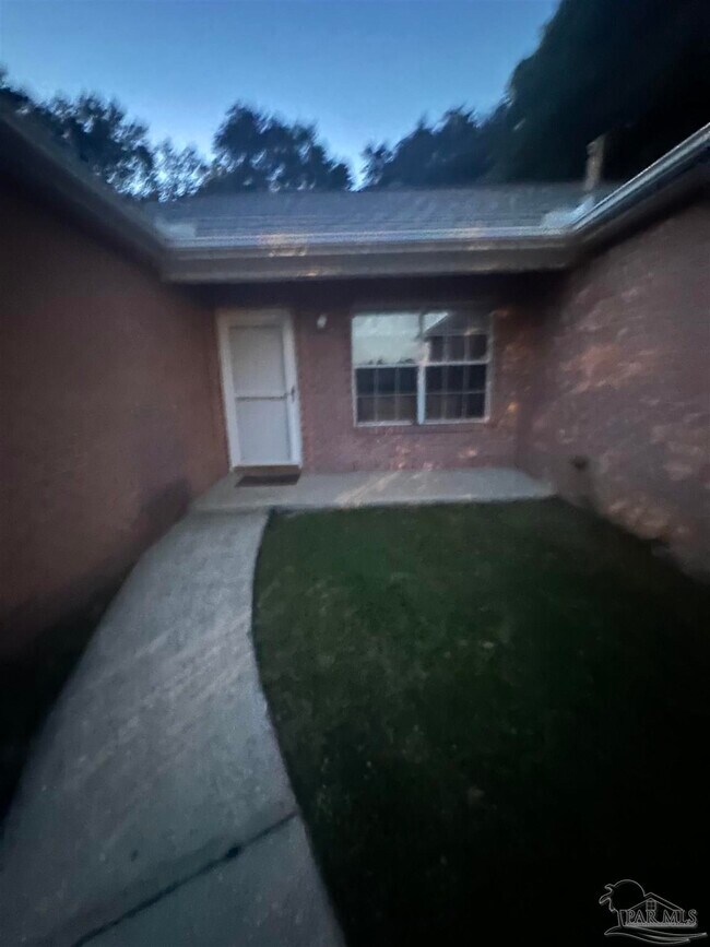 Building Photo - 808 Wickwood Cir