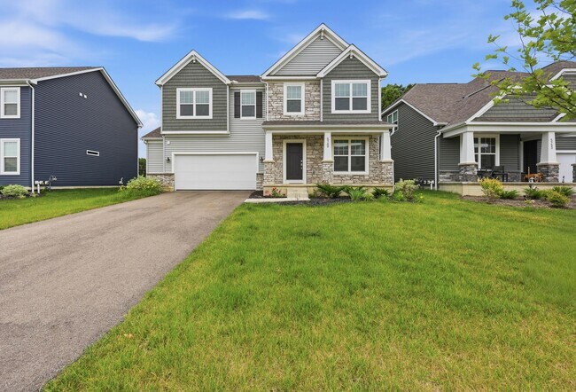Building Photo - 5749 Shadowfair Ln
