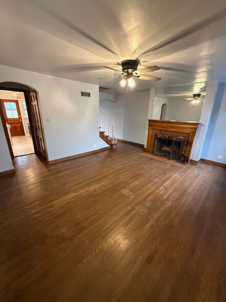 Building Photo - 50 Orchard Ln