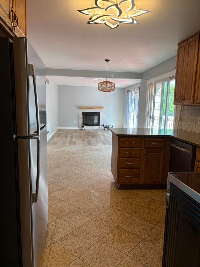 Building Photo - 4101 Rolling Meadow Ln