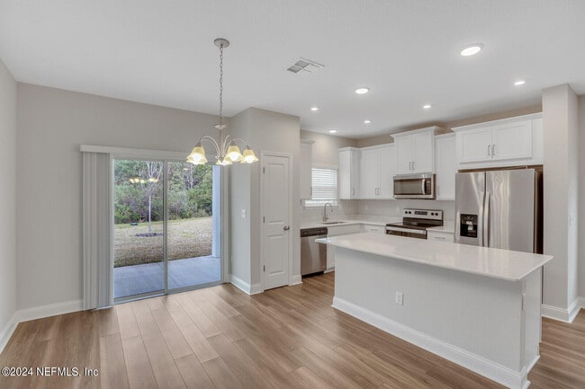 Building Photo - 14116 Sterely Ct S